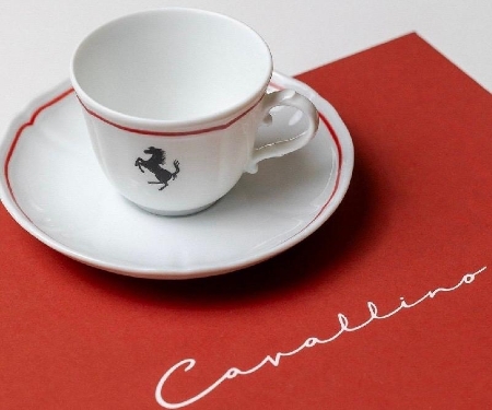 وارد شدن فراری به فضای رستوران داری 