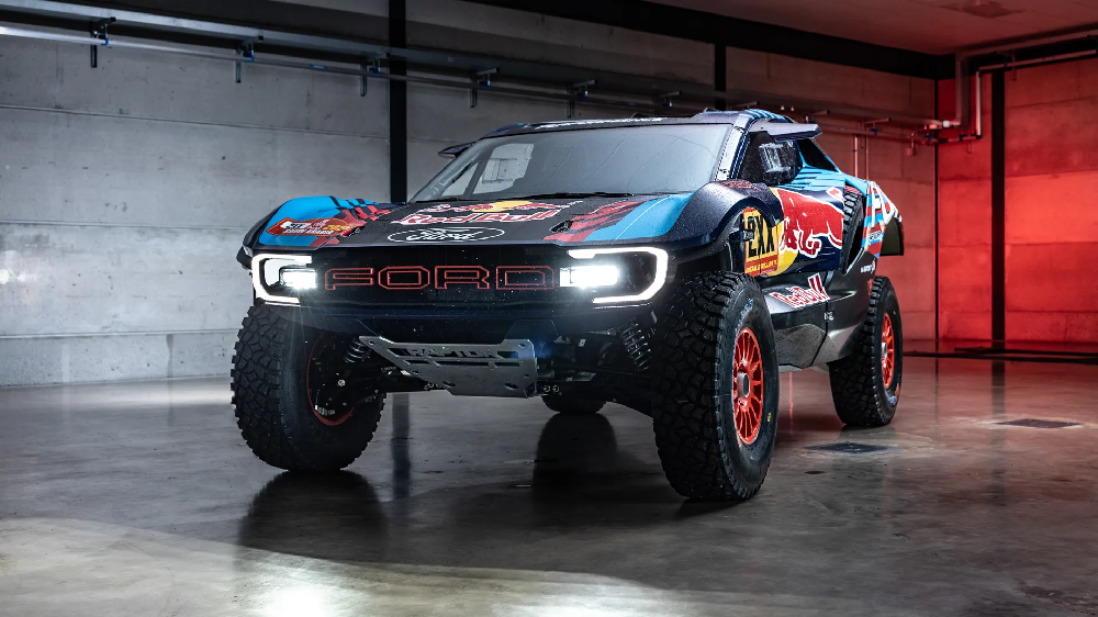 فورد رپتور + در حال رقابت تو بیابانهای رالی داکار