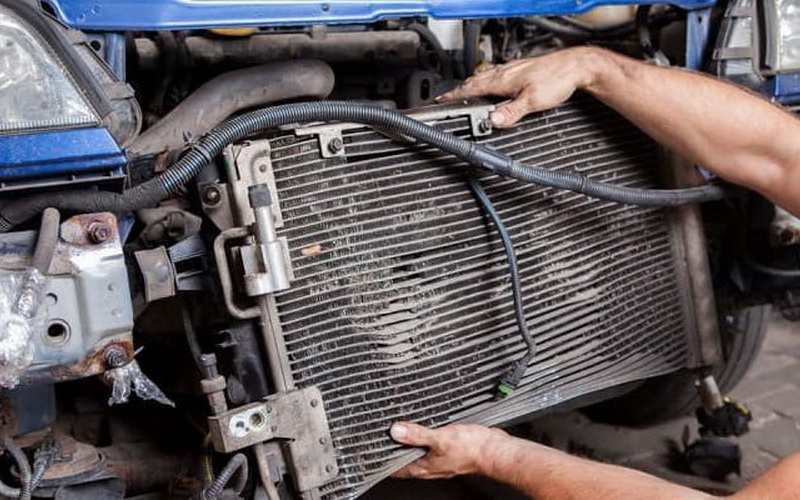 کمپرسور کولر خودرو با احتمال نشتی گاز